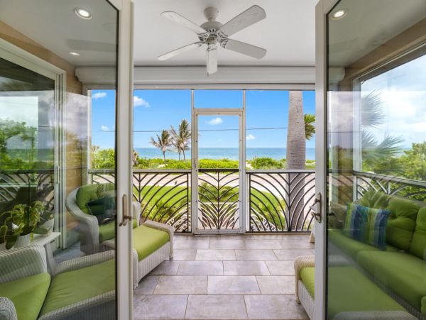 Luxurious Beachfront Four Bedroom Home with Breathtaking Gulf & Bay Views
