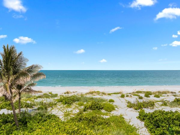 Luxurious Beachfront Four Bedroom Home with Breathtaking Gulf & Bay Views
