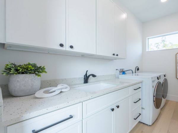 Luxurious 6-Bedroom Sarasota  Pool & Main House & Guest House Rooftop Terrace