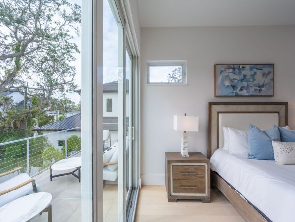 Luxurious 6-Bedroom Sarasota  Pool & Main House & Guest House Rooftop Terrace