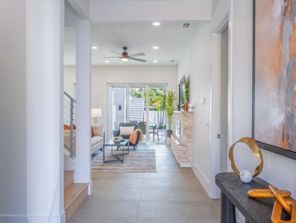 Luxurious 6-Bedroom Sarasota  Pool & Main House & Guest House Rooftop Terrace
