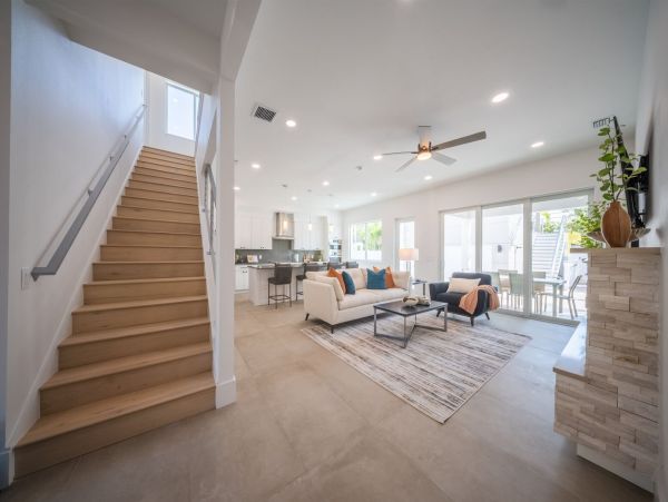 Luxurious 6-Bedroom Sarasota  Pool & Main House & Guest House Rooftop Terrace