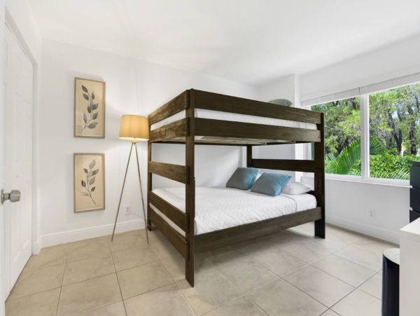 Luxurious 3-Bedroom Condo in West Boca Raton - Ideal for Tennis & Family Getaways