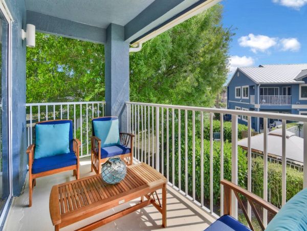 Luxurious 3-Bedroom Condo in West Boca Raton - Ideal for Tennis & Family Getaways