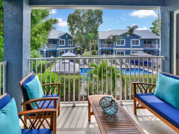 Luxurious 3-Bedroom Condo in West Boca Raton - Ideal for Tennis & Family Getaways