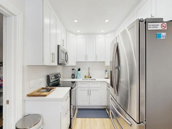 Fort Lauderdale 3-Bedroom Home - Private Pool & Modern Amenities
