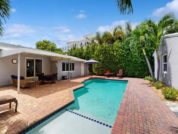 Luxury Fort Lauderdale Retreat with 3-Bedroom & Private Pool