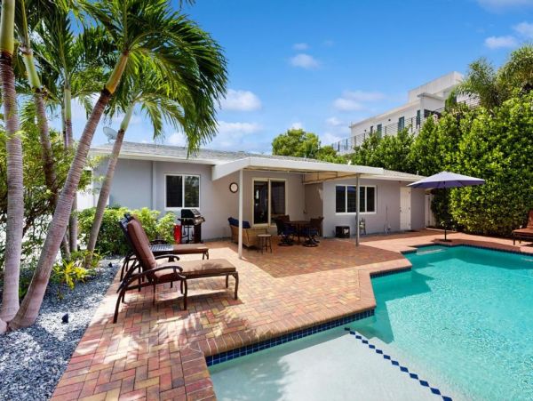 Luxury Fort Lauderdale Retreat with 3-Bedroom & Private Pool