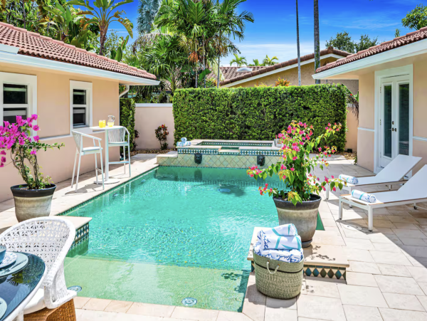 Fort Lauderdale Vacation Rental - Courtyard Pool Home Near Beach