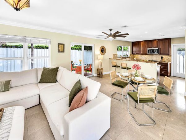 Fort Lauderdale Vacation Rental - Courtyard Pool Home Near Beach
