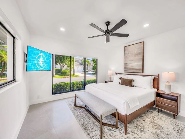 Luxurious Waterfront Property in Fort Lauderdale - Ideal for Families