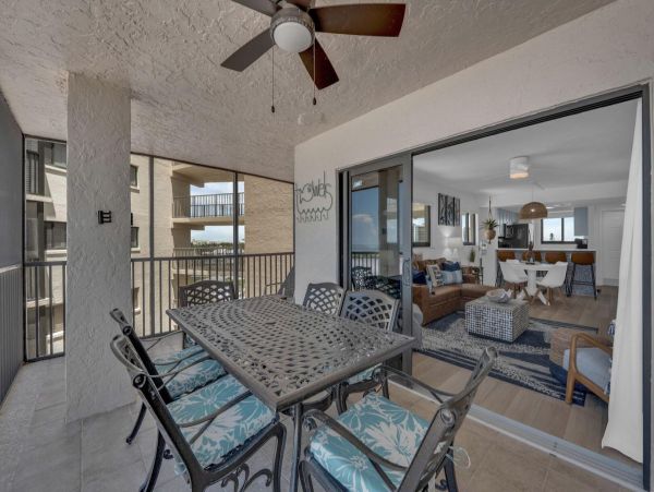 Beachfront Paradise at Fort Myers - Stunning Condo Rental Two Bedroom