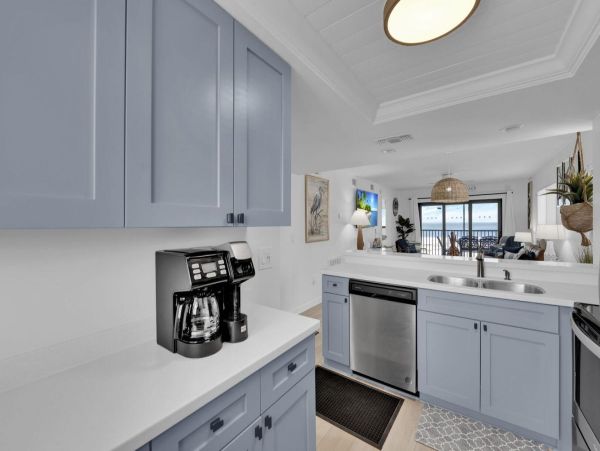 Beachfront Paradise at Fort Myers - Stunning Condo Rental Two Bedroom