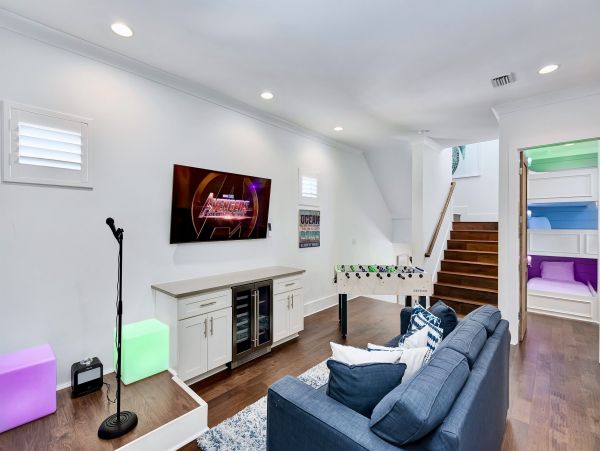 Luxury Beach Home in Miramar - Seven Bedroom with Pool & Game Rooms