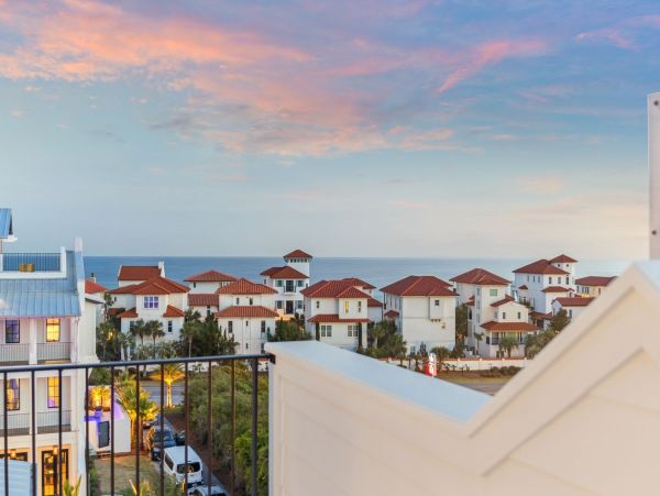 Luxurious Beachfront Home with Private Pool in Dune Allen Beach