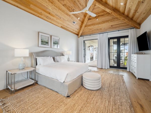 Luxurious Beachfront Home with Private Pool in Dune Allen Beach