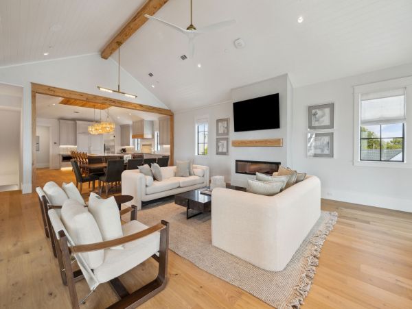 Luxurious Beachfront Home with Private Pool in Dune Allen Beach