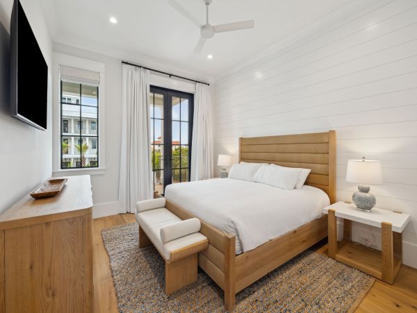 Luxurious Beachfront Home with Private Pool in Dune Allen Beach