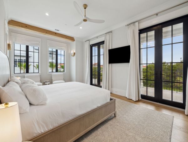 Luxurious Beachfront Home with Private Pool in Dune Allen Beach