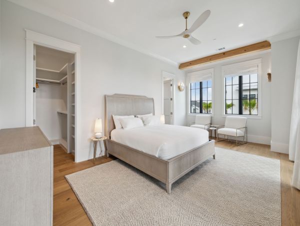 Luxurious Beachfront Home with Private Pool in Dune Allen Beach