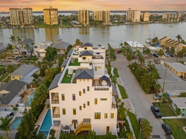 Clearwater Home 1095074