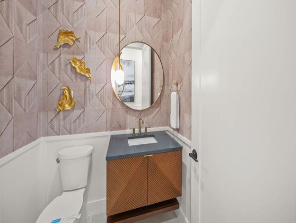 World Class Luxury Walk to Siesta Key Village Vacation Home NEW ARRIVAL!