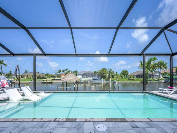 Luxury Gulf Access Villa NW Cape Coral