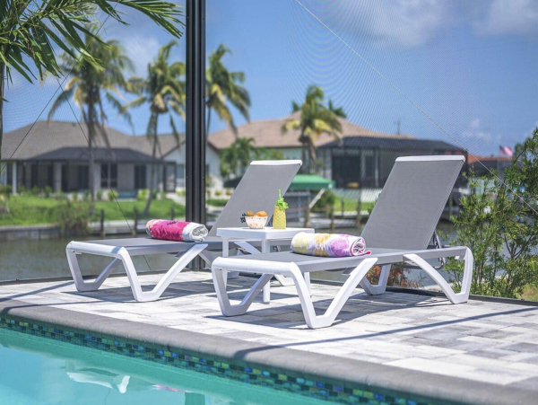 Luxury Gulf Access Villa NW Cape Coral