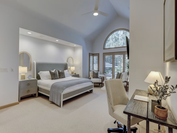 Luxurious Hilton Head Retreat - Steps from the Beach