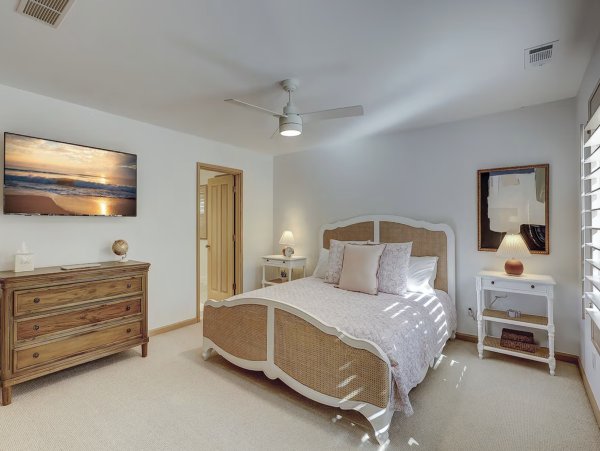 Luxurious Hilton Head Retreat - Steps from the Beach