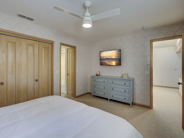 Luxurious Hilton Head Retreat - Steps from the Beach