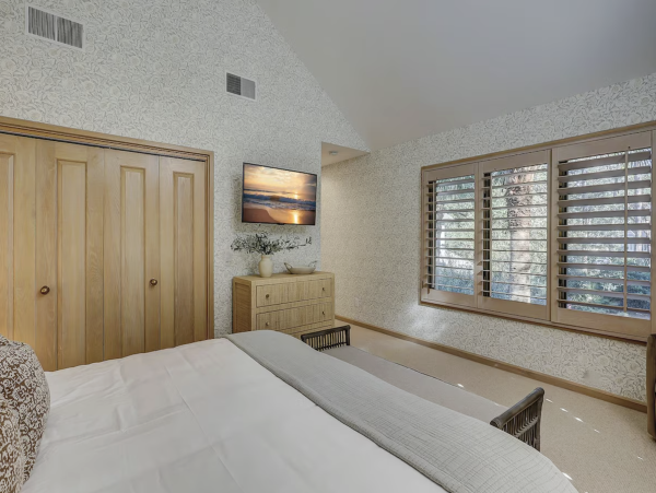 Luxurious Hilton Head Retreat - Steps from the Beach