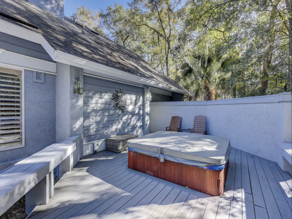 Luxurious Hilton Head Retreat - Steps from the Beach