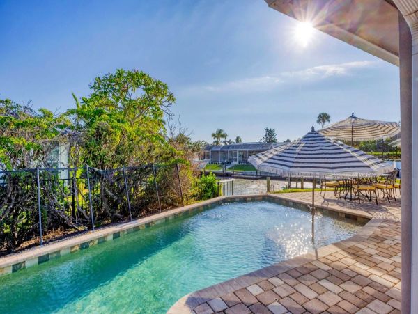 Luxury Island Getaway in Longboat Key - additional view, photo 2