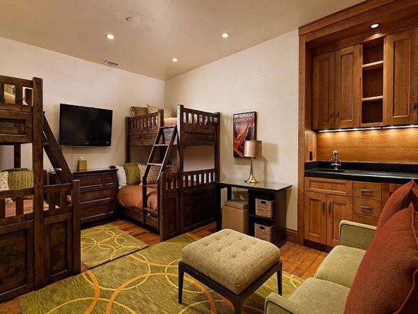 Luxurious West End in Aspen - Your Dream getaway Awaits