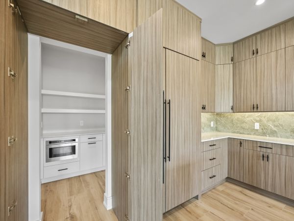 Luxury Beach Home in Anna Maria - Exclusive Property with Private Pool & Dock