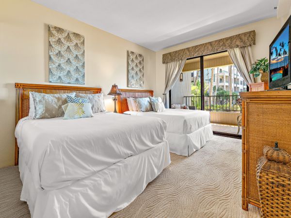 Absolute World Class Views Maui Beachfront Vacation Condo