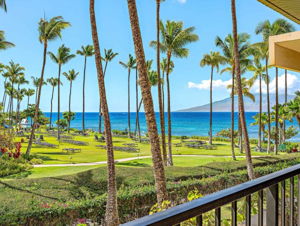 Absolute World Class Views Maui Beachfront Vacation Condo