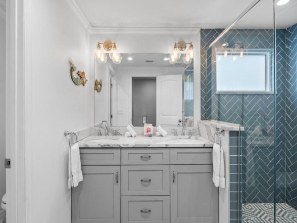 Luxury Beach Retreat on Anna Maria Island - Four Bedroom, Private Pool