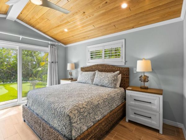Luxury Beach Retreat on Anna Maria Island - Four Bedroom, Private Pool