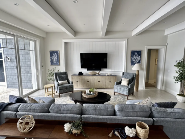 Naples Vacation Rentals - Vanderbilt Beach Luxury Homes