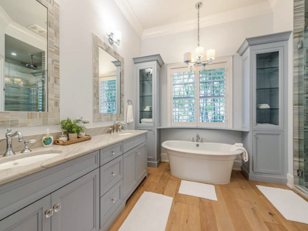 Naples Vacation Rentals - Vanderbilt Beach Luxury Homes