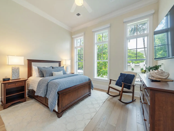 Naples Vacation Rentals - Vanderbilt Beach Luxury Homes