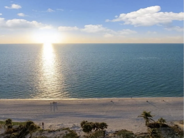 Naples Vacation Rentals - Vanderbilt Beach Luxury Homes