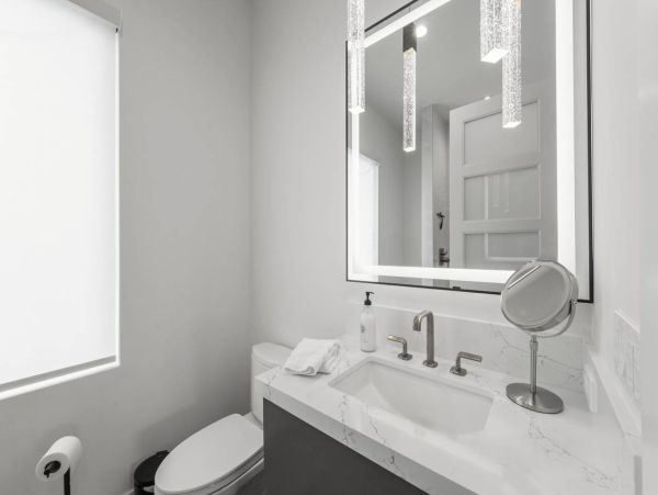 NEW ARRIVAL LUXURY MARCO ESTATE HOME