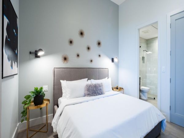 Luxury 8-Bedroom Beachfront Suite in Grand Cayman - Unforgettable Getaway