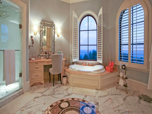 Luxurious Beachfront Estate - Unmatched Caribbean Experience
