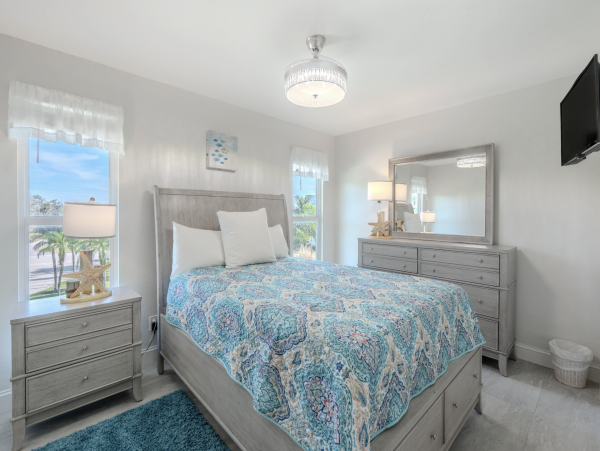 Walk to Beach Fort Myers Rental Home Private Pool