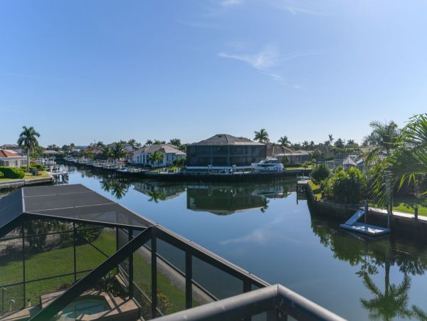Marco Island Luxury Four Bedroom Plus Den