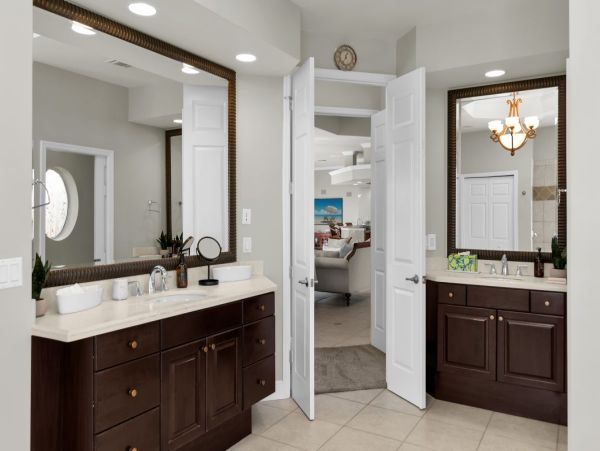 Marco Island Luxury Four Bedroom Plus Den